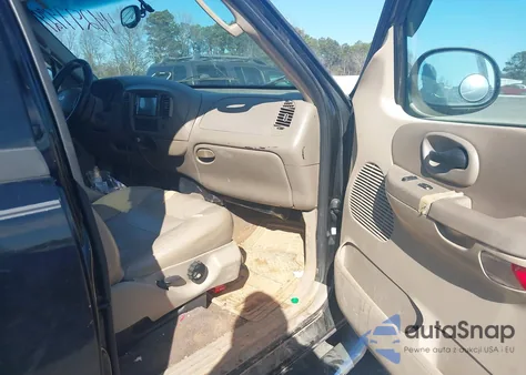 2002 Ford F-150 Lariat/Xlt из США, поврежденный, VIN 1FTRW08L32KD89177